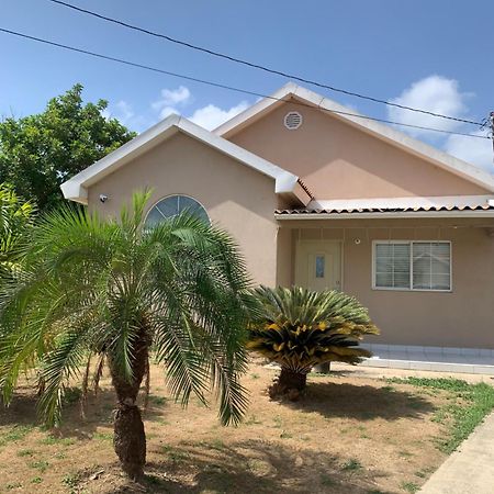 Caribbean Escape Otel Portmore Dış mekan fotoğraf